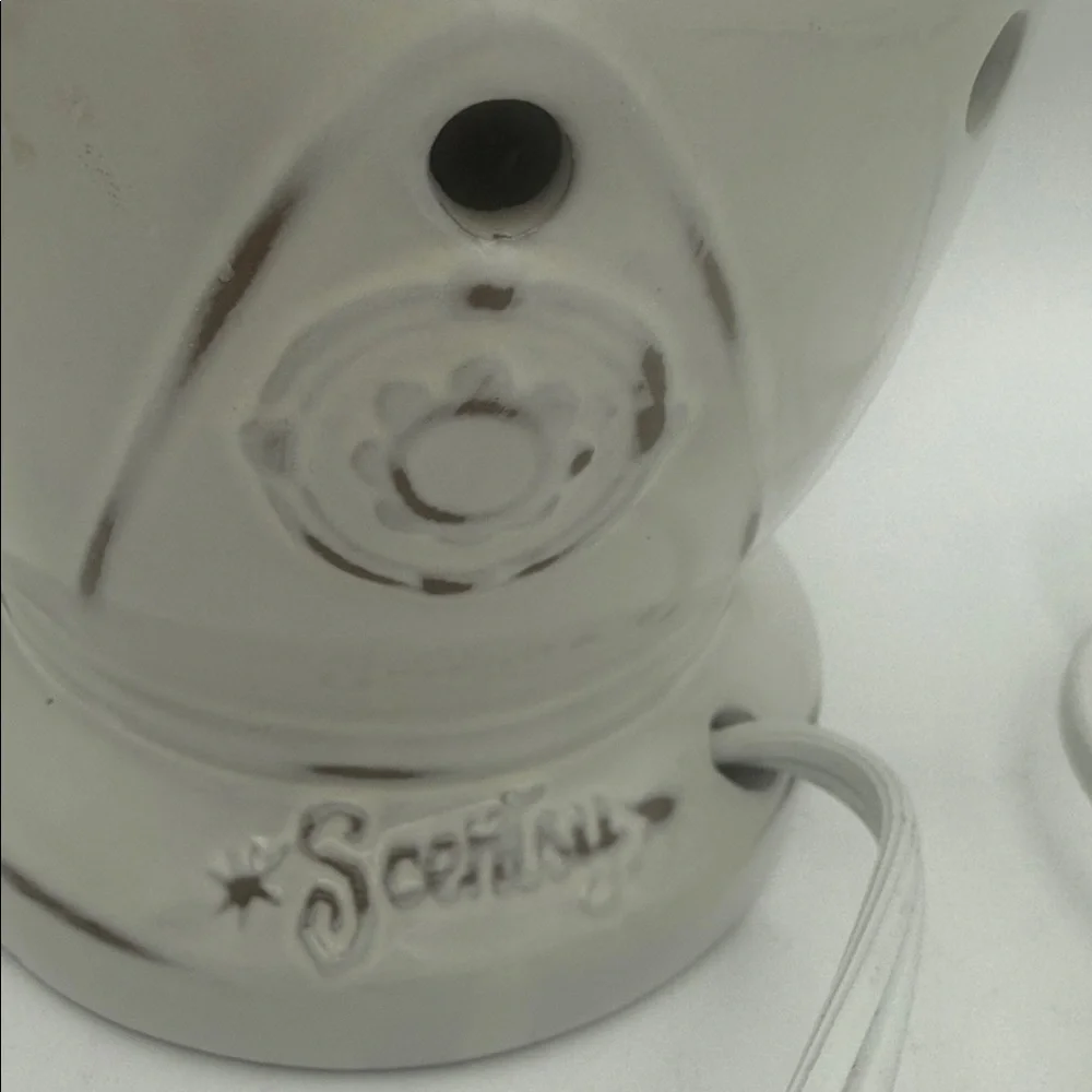 Scentsy Hampton Full Size wax warmer retired works
